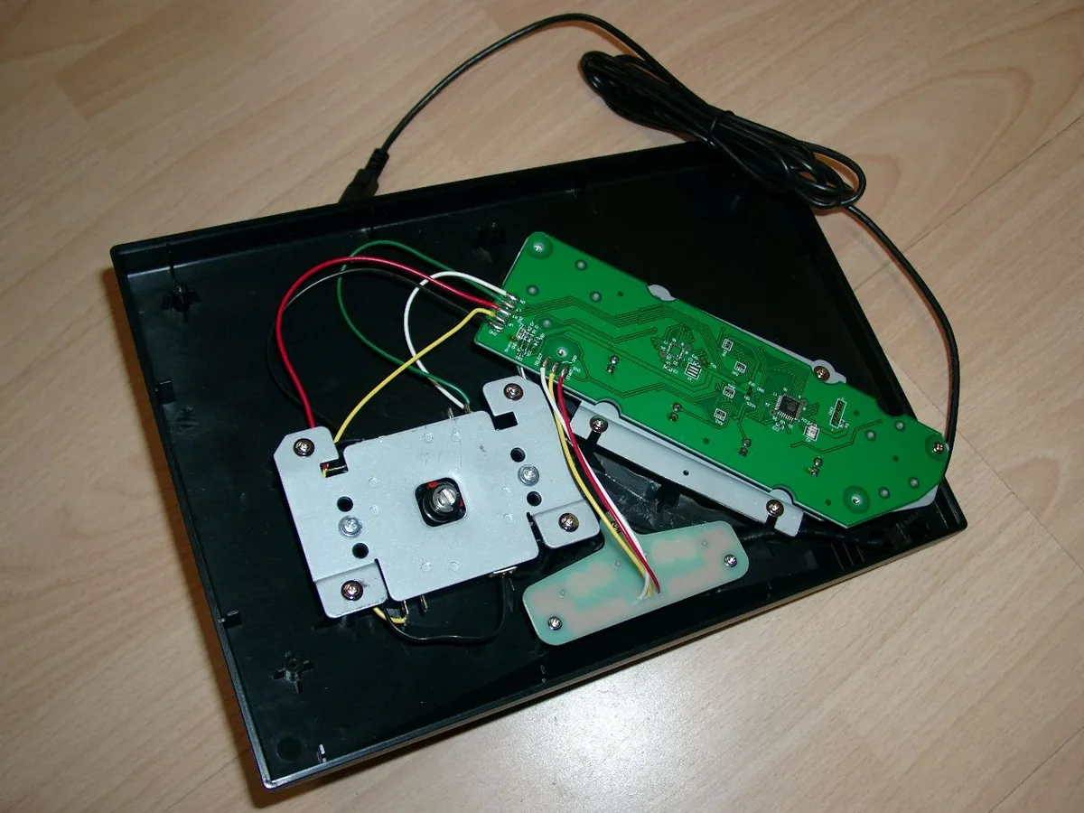 neogeo_mod_003 first look at mainboard