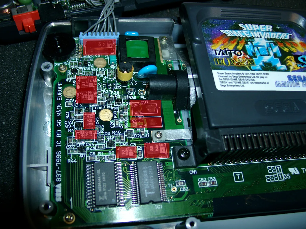 gg_audio_fix_04 change the marked capacitors