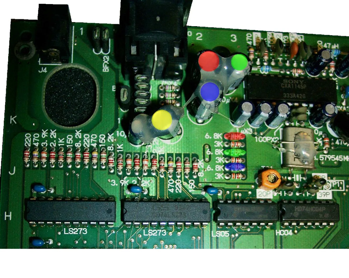 neogeo_rgb_mod_002 Remove the 4 capacitors and 3 resistors