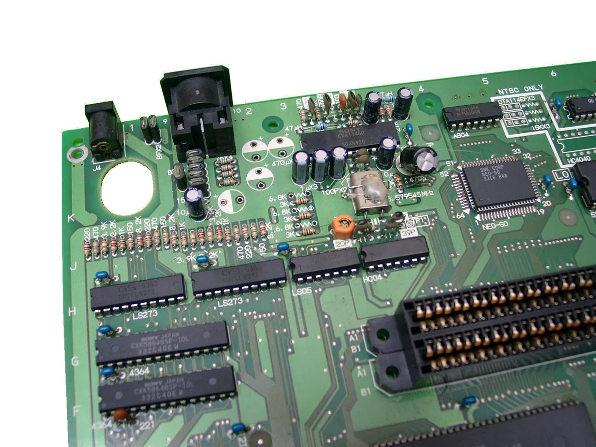 neogeo_rgb_mod_003 removed capacitors and resistors