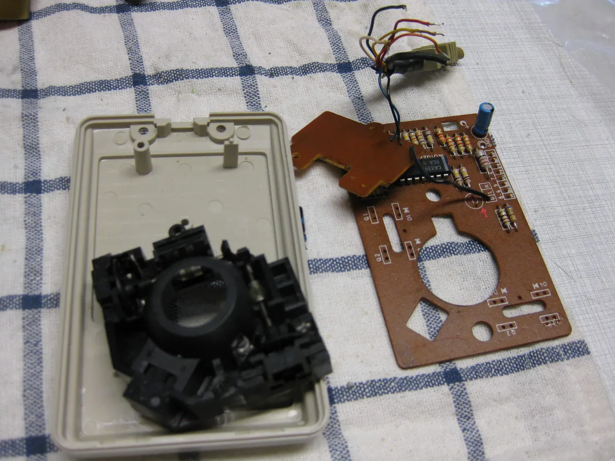 amiga_wireless_optical (2)