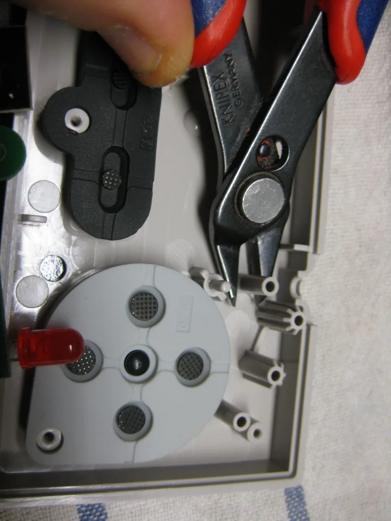 uwrc_nes_mini_Controller (3)