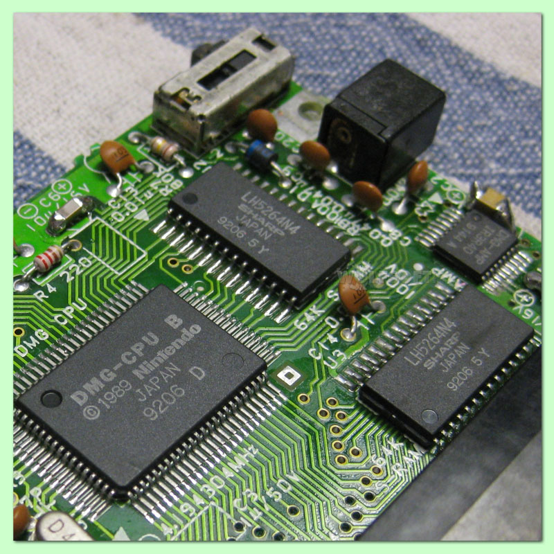 Nintendo Gameboy Color  (recap) Kondensatoren Austausch