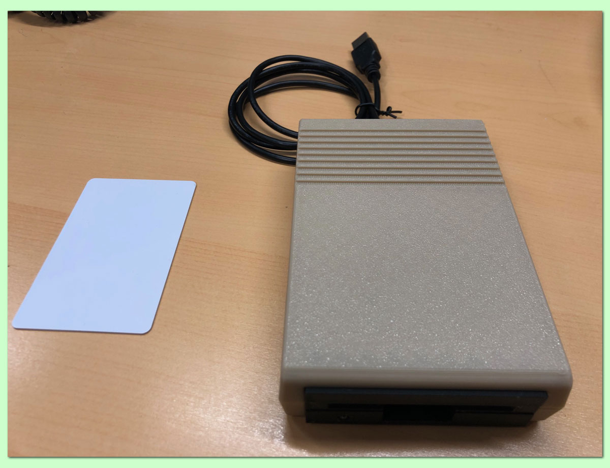 Tapto NFC Reader im Commodore Floppy Design für Mister FPGA oder TeensyRom