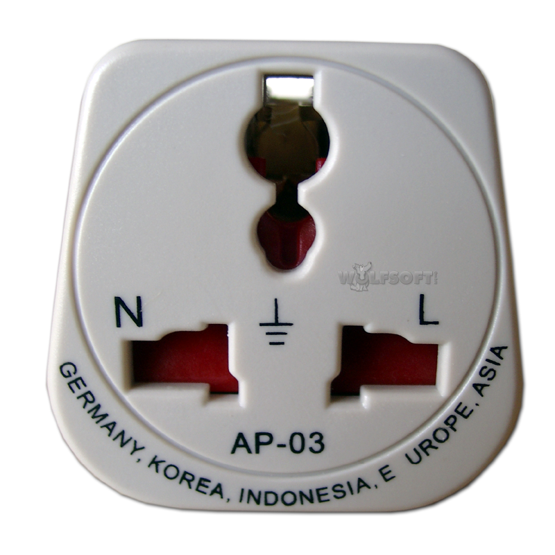 Universal Travel Adapter Power Plug MAX 5A / 110-250 Volt